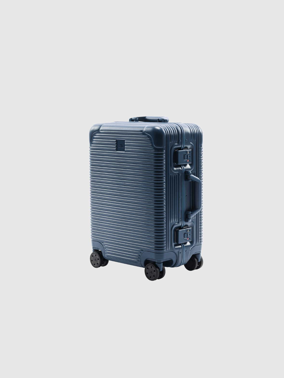 The Signature Series S Advanced Navy suitcase with a streamlined design and TSA-approved locking system.