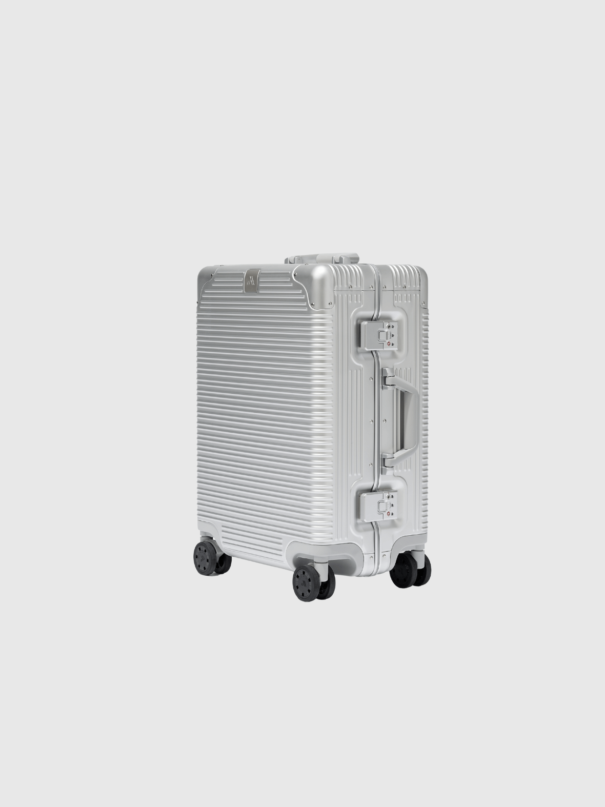 Apollo S Passenger Overhead suitcase in anodized aluminum, featuring larger wheels for enhanced maneuverability.