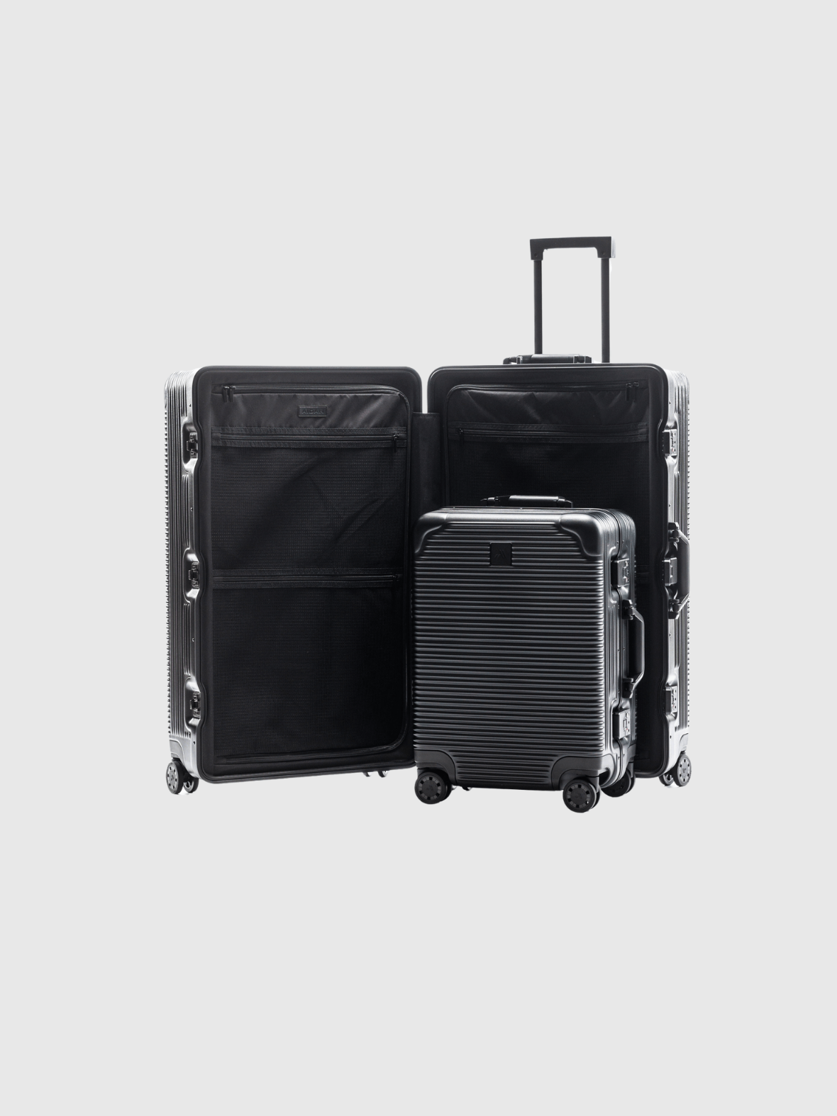 Open view of The Signature Series 'Advanced' Set in Black featuring spacious compartments and durable design.