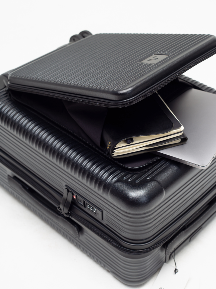 Signature Series - "Front Pocket"