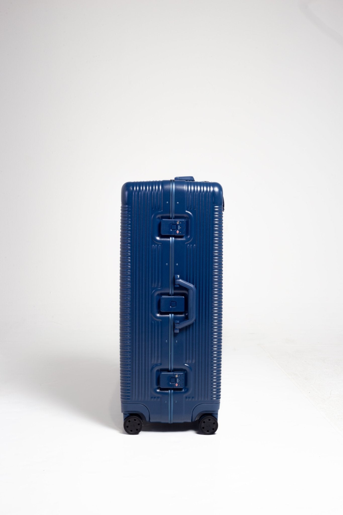 Checked | The Signature Series L "Advanced"